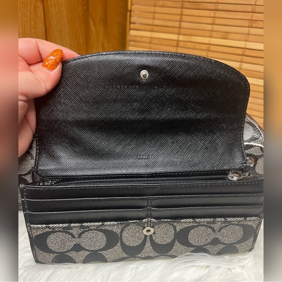 Coach Peyton Shopper Carryall (F18923) Bk/Gr - Picture 11 of 16